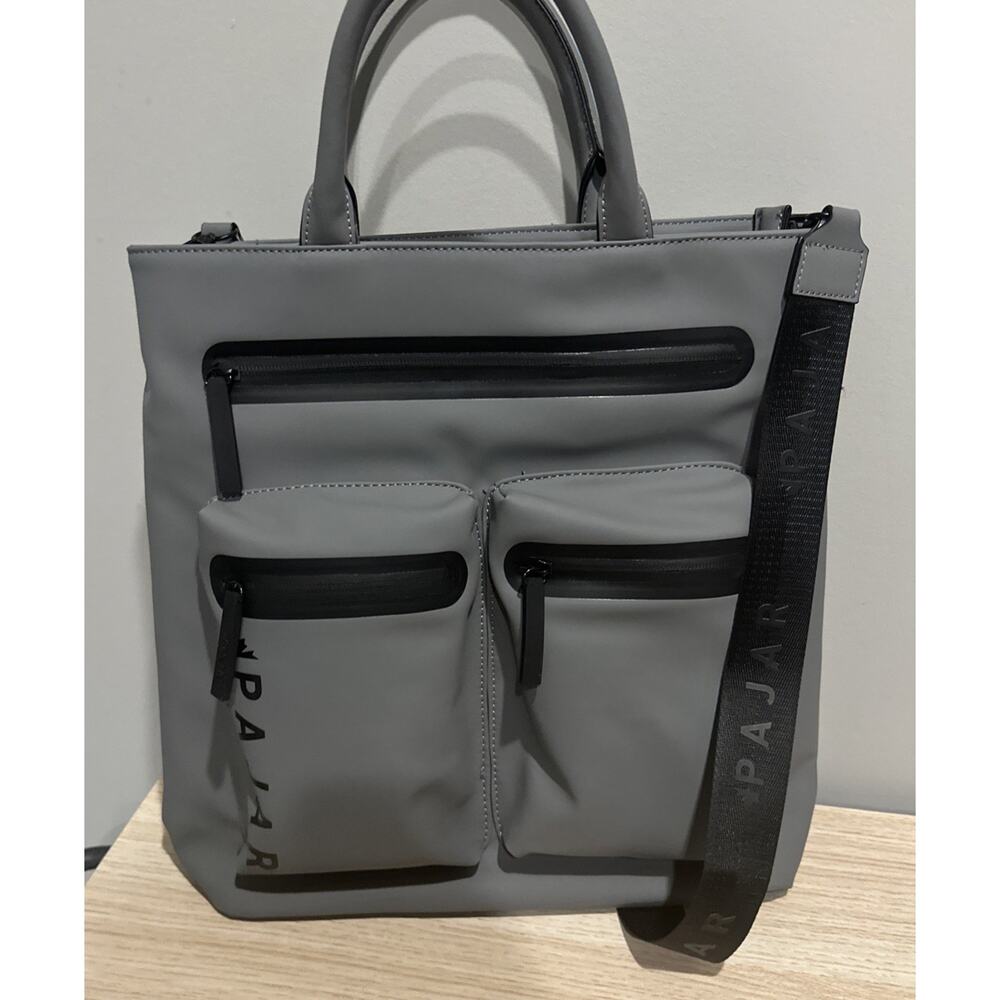 Pajar Canada Black Tote Polyurethane Zip Laptop Pockets Medium Water-resistant
